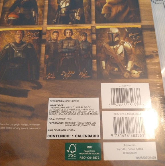 2022 Star Wars Mandalorian Wall Calendar - Picture 8 of 10